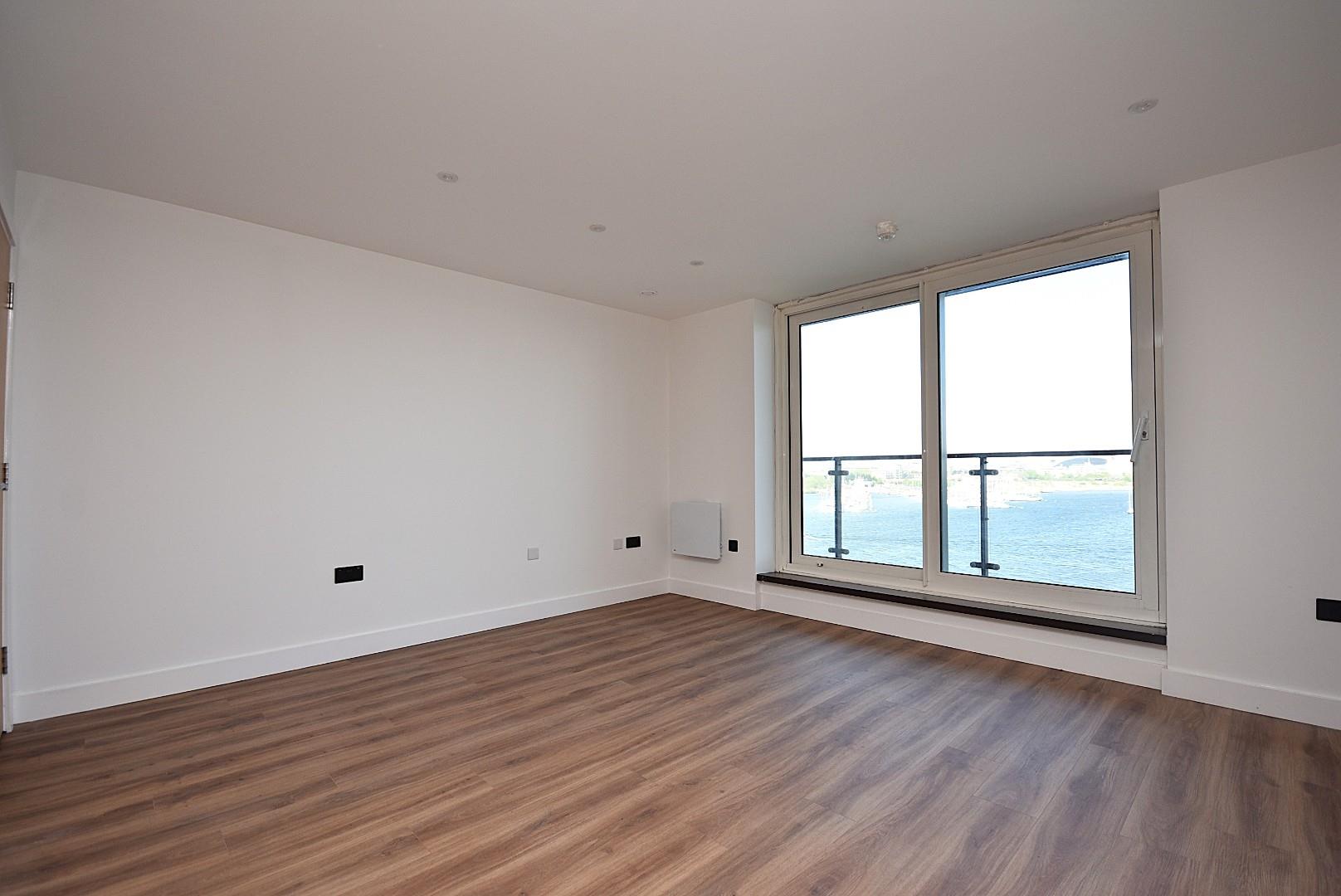 21 Eddystone House, Ferry Court, Cardiff, CF11 0AU